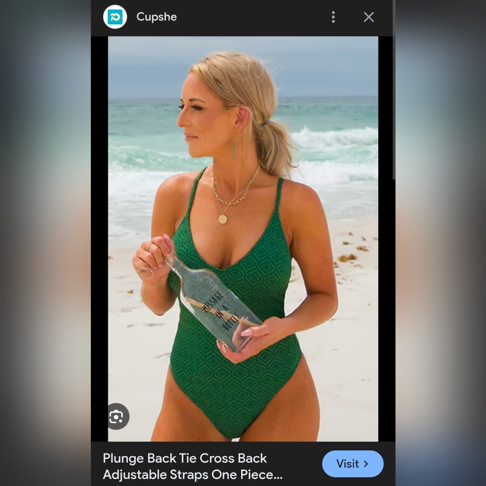 Cupshe Green One Piece Swimsuit with V-Neck and Textured Fabric
